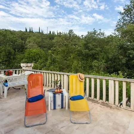 Maslina - Two Bedroom With Terrace And Garden View *