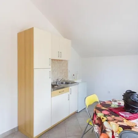 Maslina - Two Bedroom With Terrace And Garden View *